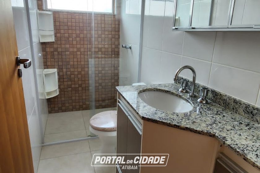 Sobrado para alugar - 150m&sup2; - JARDIM MARISTELA