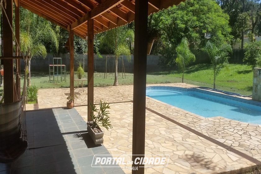 Ch&aacute;cara &agrave; venda - 374m&sup2; - Jardim Suely