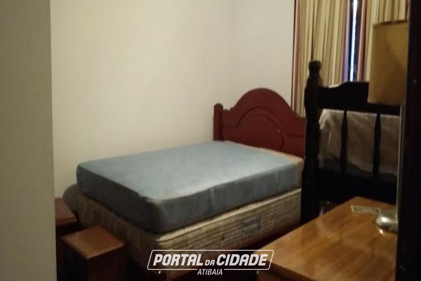 Ch&aacute;cara &agrave; venda - 2160m&sup2; - Jardim dos Pinheiros