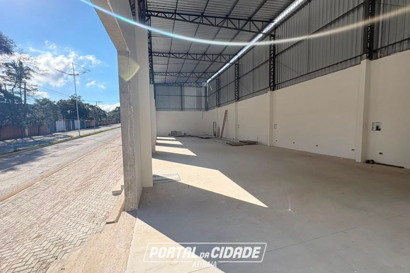 Sal&atilde;o Comercial para alugar - 240m&sup2; - Jardim Est&acirc;ncia Brasil