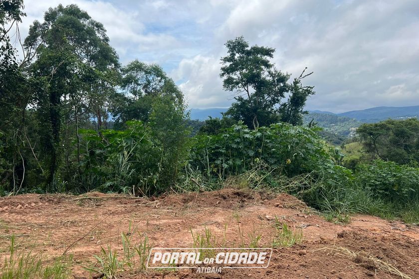 Terreno &agrave; venda - 3000m&sup2; - JUNDIAZINHO