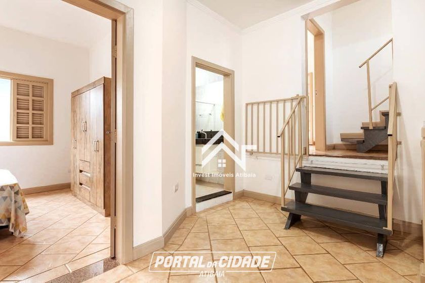 Sobrado para alugar - 338m&sup2; - Jardim dos Pinheiros