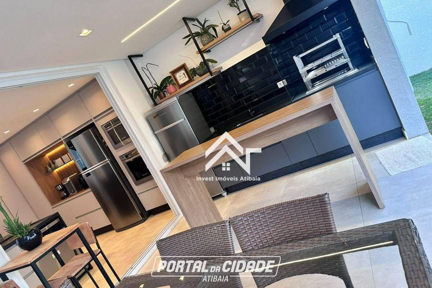 Casa para alugar - 174m&sup2; - Nova Gard&ecirc;nia