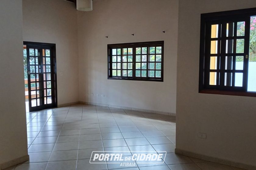 Casa para alugar - 183m&sup2; - Vila Petr&oacute;polis