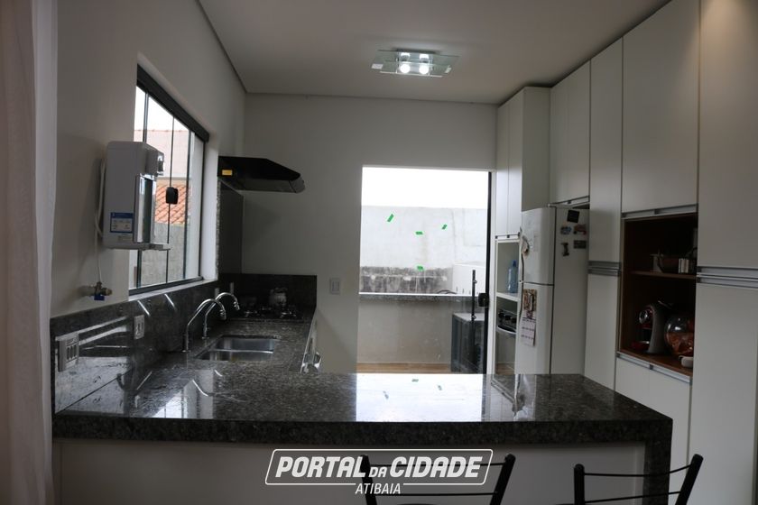 Sobrado &agrave; venda - JARDIM DOS PINHEIROS