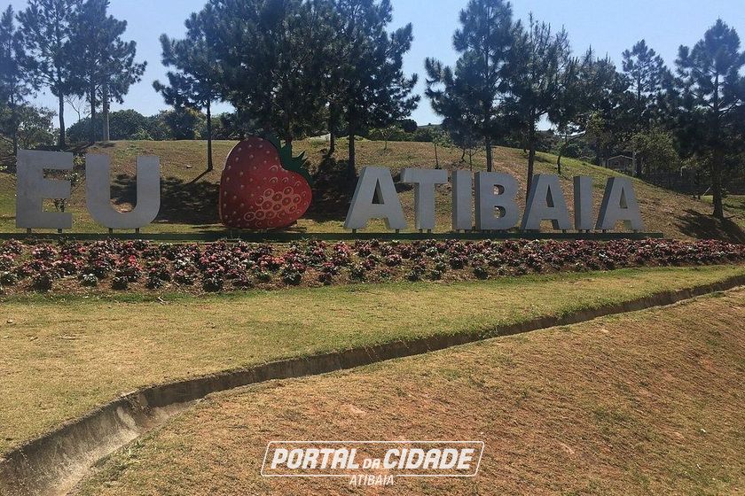 Terreno &agrave; venda - 842m&sup2; - Condom&iacute;nio Porto Atibaia