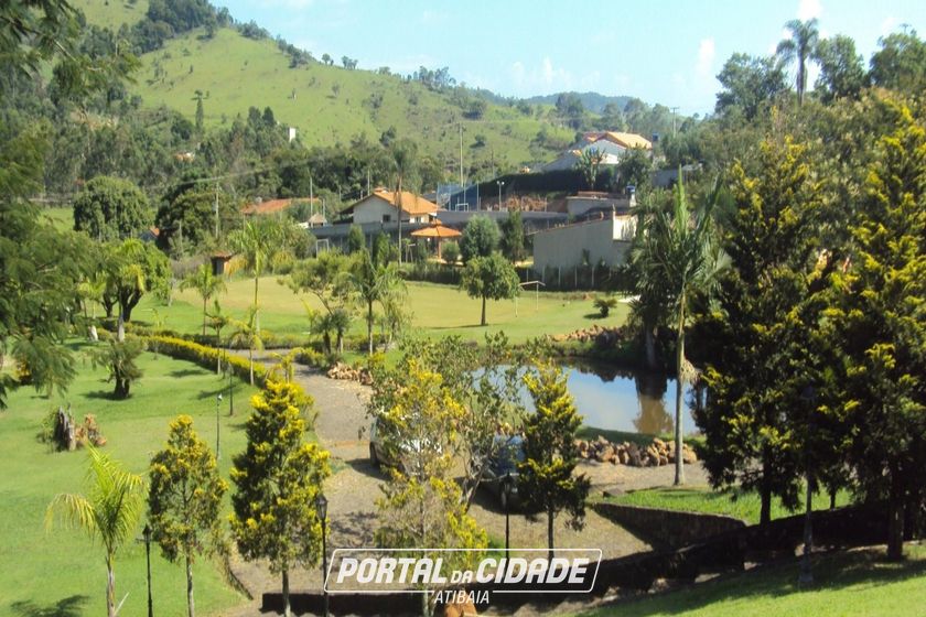S&iacute;tio &agrave; venda - 1800m&sup2; - Cachoeirinha