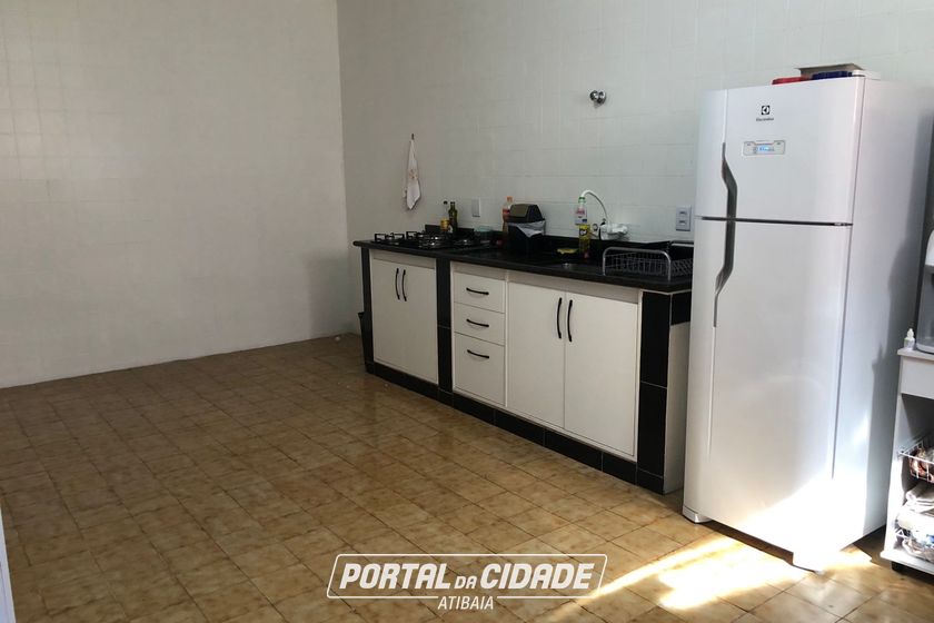 Sobrado &agrave; venda - 150m&sup2; - CENTRO