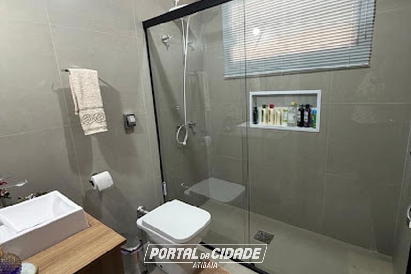 Casa &agrave; venda - 100m&sup2; - Alvin&oacute;polis