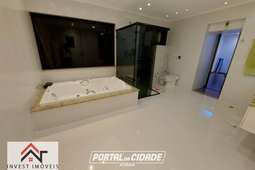 Casa &agrave; venda - 321m&sup2; - Jardim Jaragu&aacute;