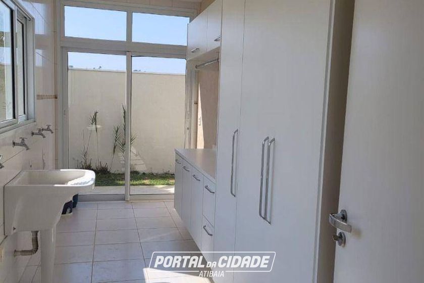 Sobrado para alugar - 700m&sup2; - Lagos de Santa Helena