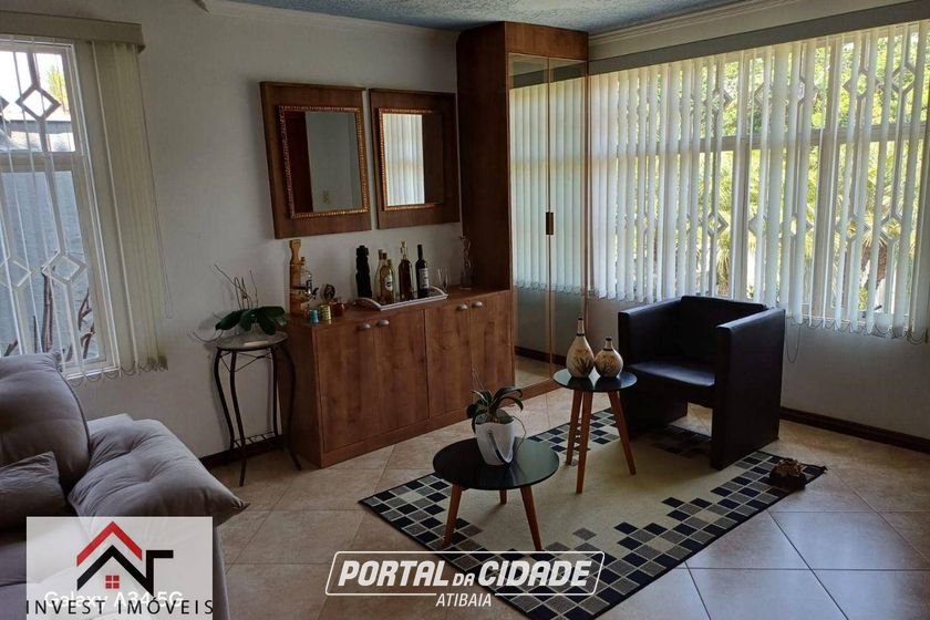 Casa &agrave; venda - 240m&sup2; - Jardim Paulista