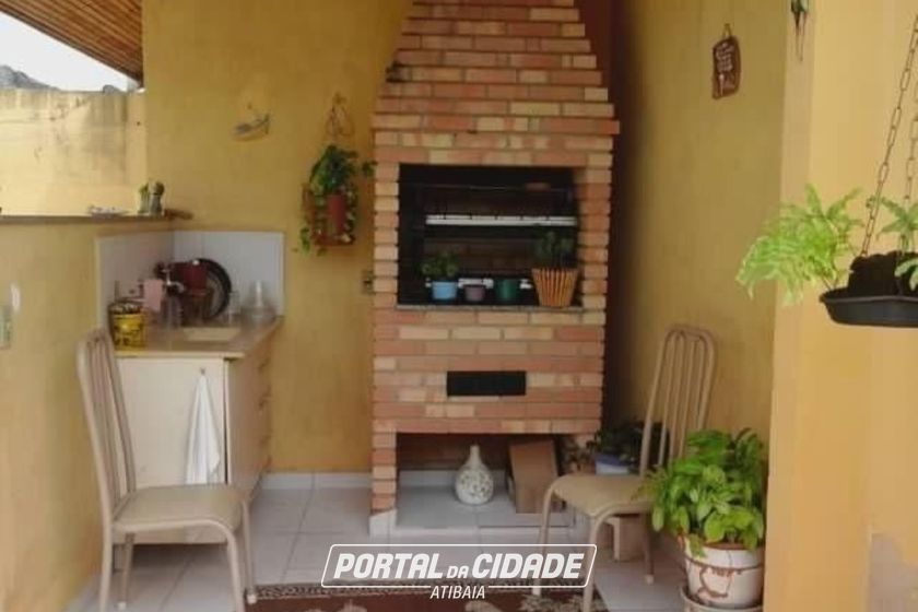Casa &agrave; venda - 250m&sup2; - Alvin&oacute;polis