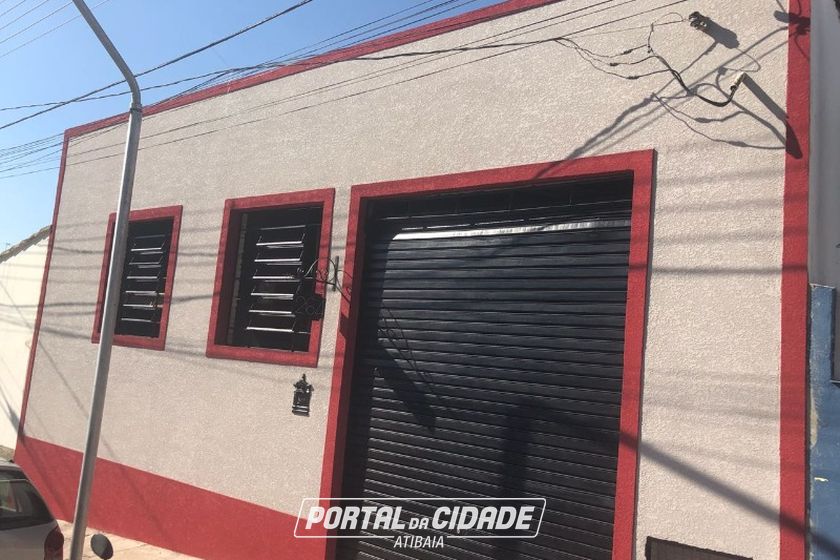 Sal&atilde;o Comercial &agrave; venda - 133m&sup2; - Centro