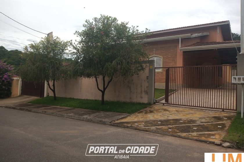 Casa &agrave; venda - 238m&sup2; - Jardim Sui&ccedil;a