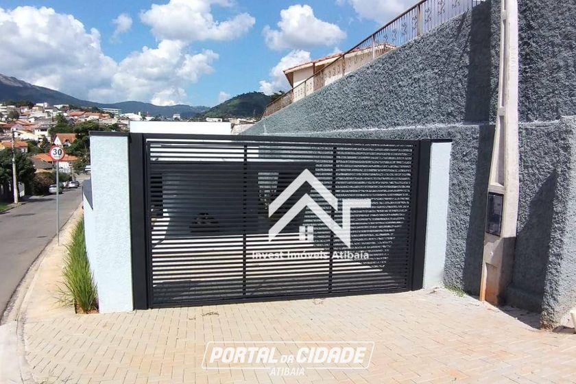 Casa &agrave; venda - 235m&sup2; - Jardim Jaragu&aacute;
