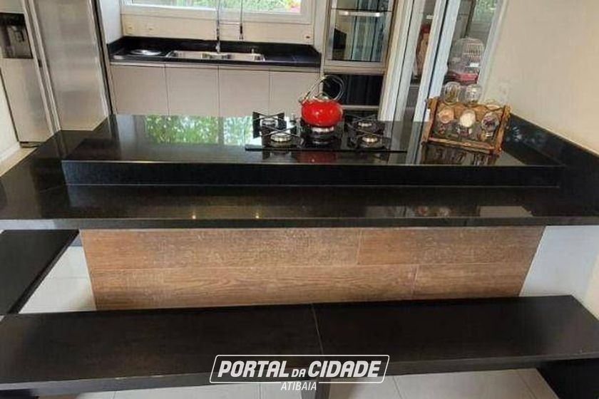 Casa &agrave; venda - 385m&sup2; - Condominio Quintas da Boa Vista