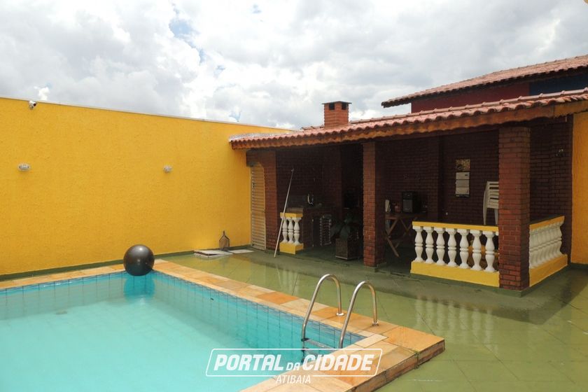 Casa &agrave; venda - 300m&sup2; - Jardim Vila Galv&atilde;o