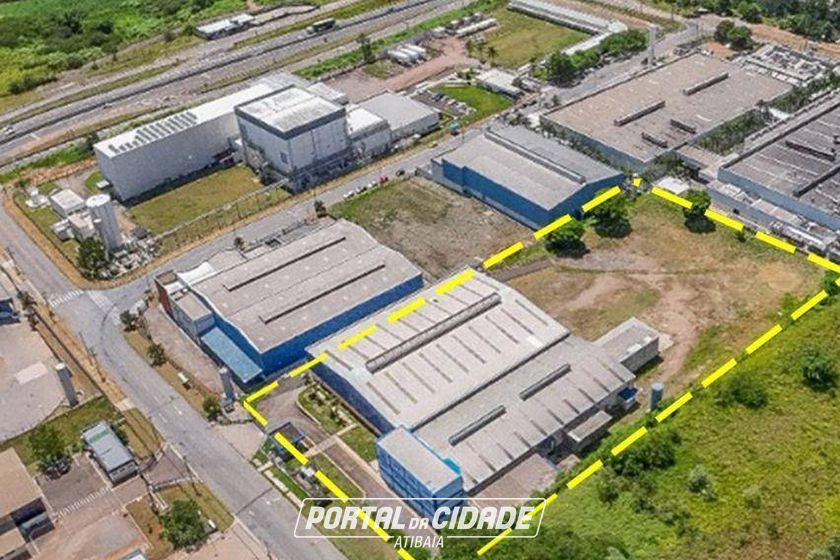 Sal&atilde;o Comercial para alugar - 3857m&sup2; - Distrito Industrial Alfredo Relo