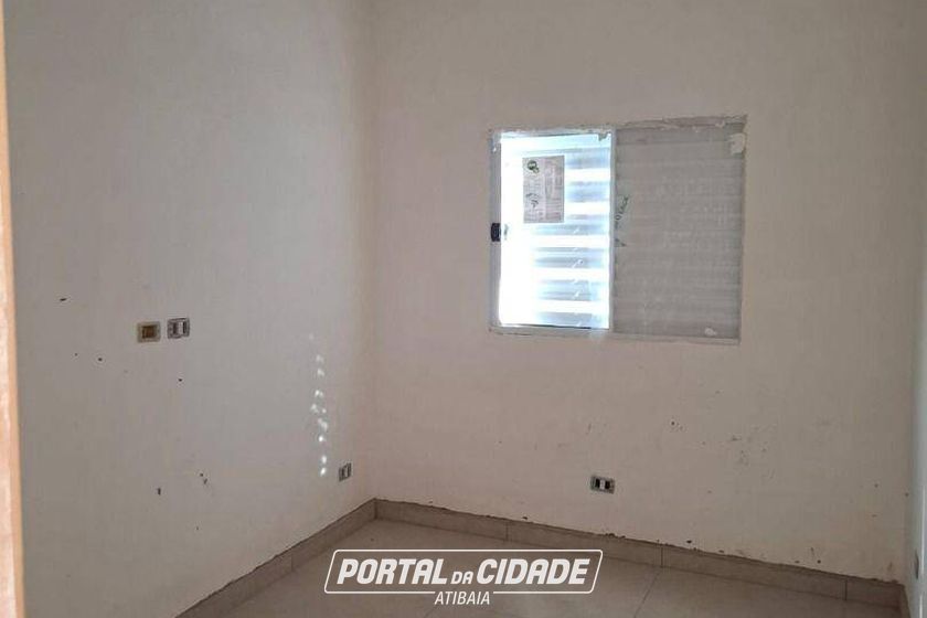 Casa &agrave; venda - 70m&sup2; - Vit&oacute;ria R&eacute;gia