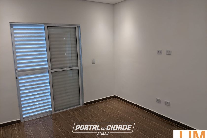 Casa &agrave; venda - 130m&sup2; - JARDIM MARISTELA