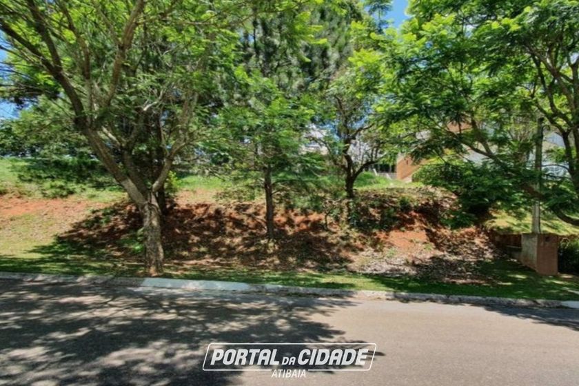 Terreno &agrave; venda - 800m&sup2; - CONDOM&Iacute;NIO PORTO ATIBAIA