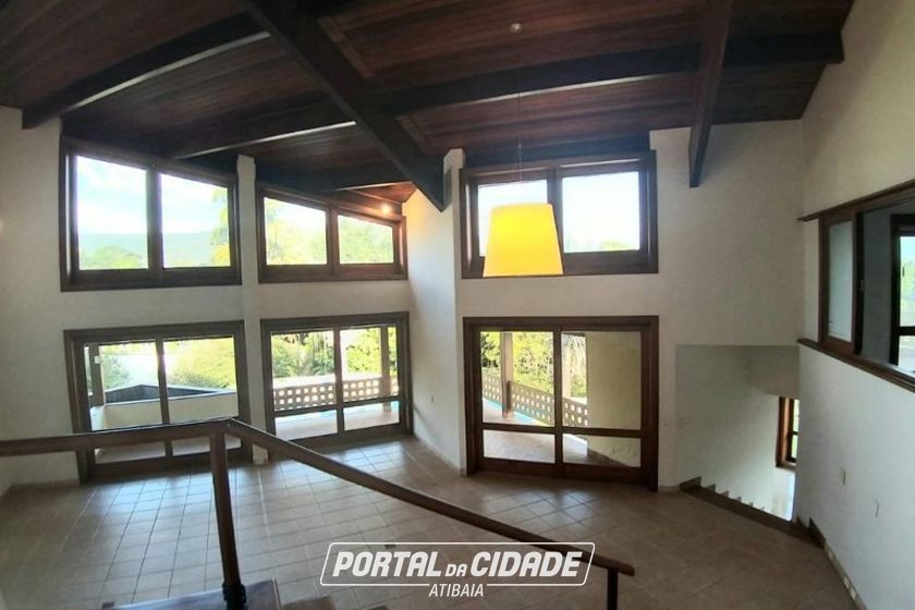 Casa para alugar - 606m&sup2; - NOVA GARD&Ecirc;NIA