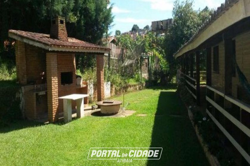 Ch&aacute;cara &agrave; venda - 6000m&sup2; - Tanque