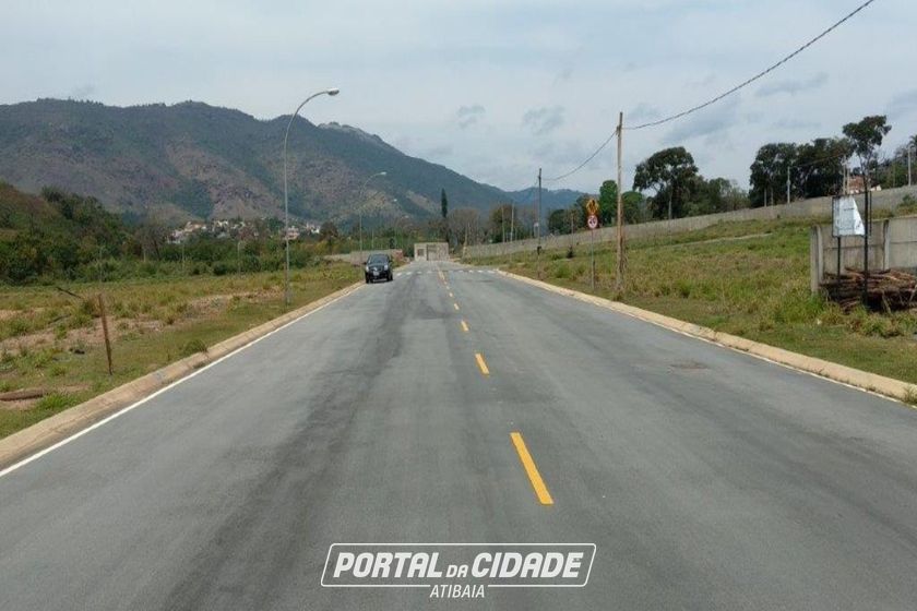 Terreno &agrave; venda - 682m&sup2; - RESIDENCIAL GRANVILLE