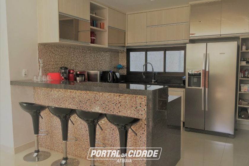 Casa &agrave; venda - 230m&sup2; - Jardim Imperial