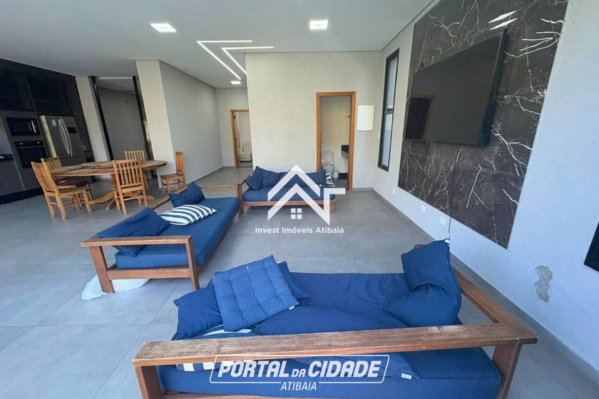 Casa para alugar - 228m&sup2; - Rio Abaixo
