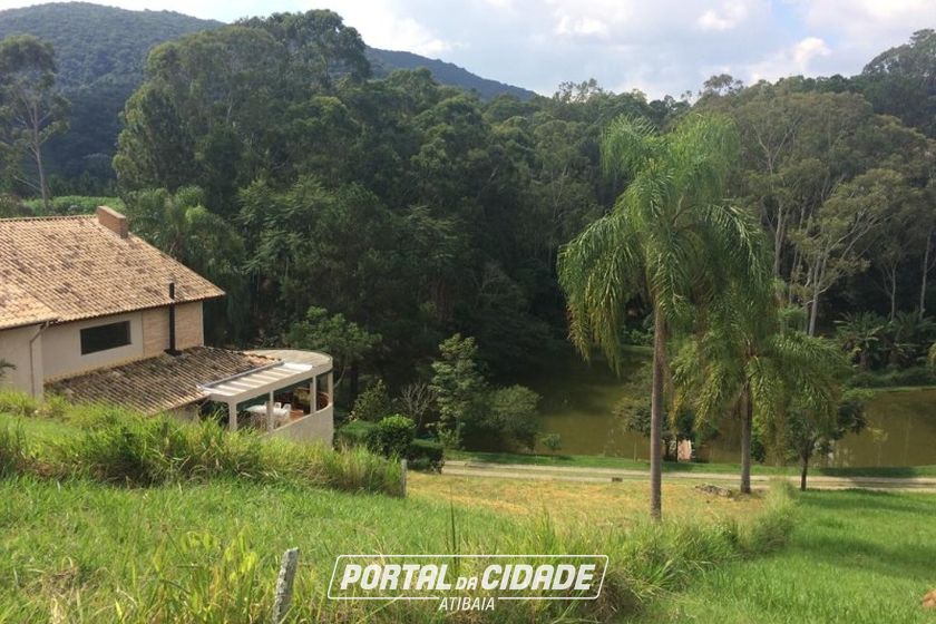 Terreno &agrave; venda - 600m&sup2; - PORT&Atilde;O