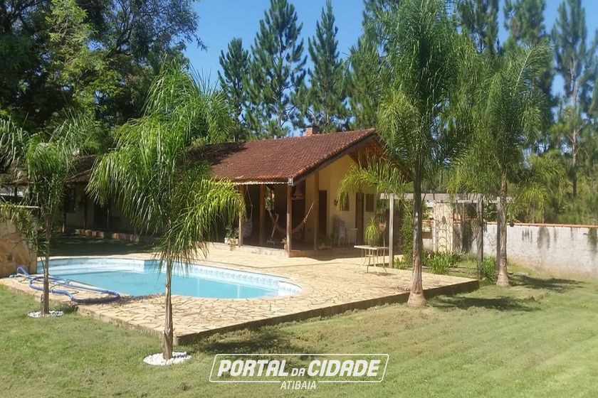 Ch&aacute;cara &agrave; venda - 374m&sup2; - Jardim Suely