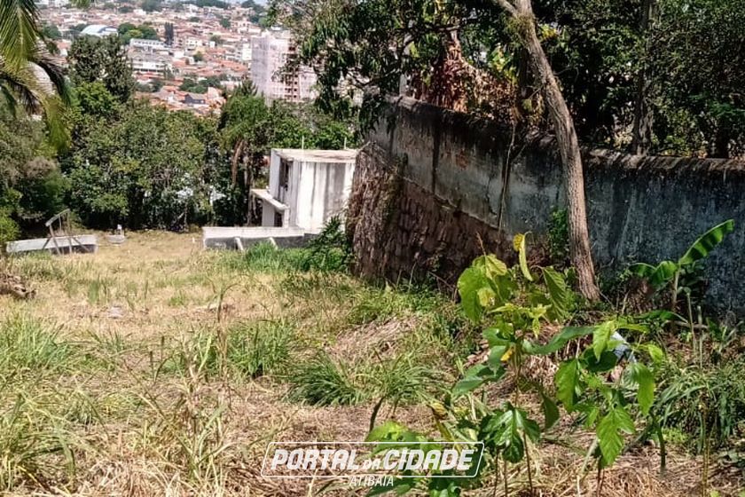 Terreno &agrave; venda - 3800m&sup2; - CENTRO