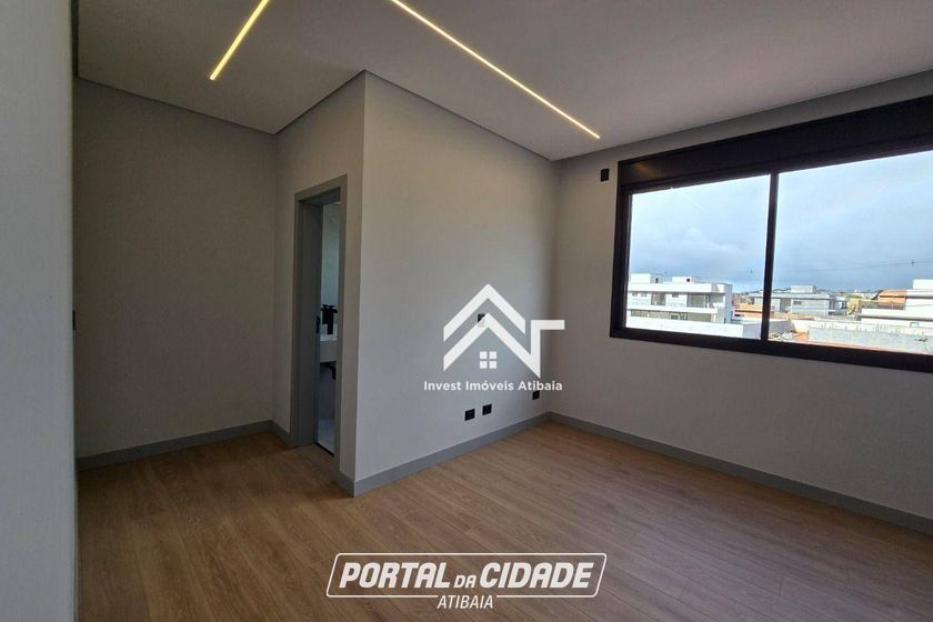 Casa &agrave; venda - 300m&sup2; - Vila Santista