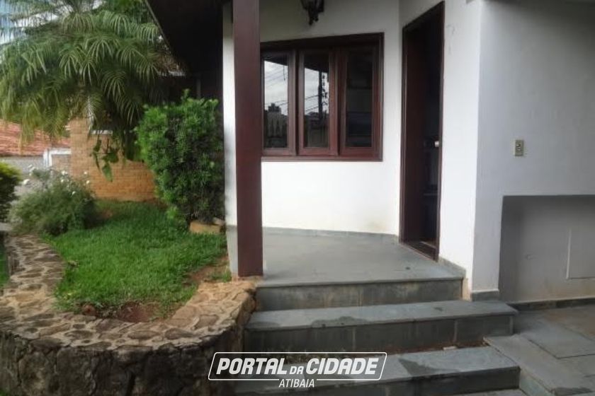 Casa &agrave; venda - 645m&sup2; - Nova Gard&ecirc;nia