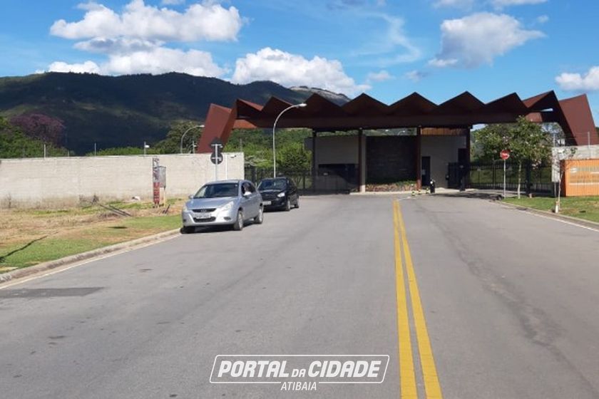 Terreno &agrave; venda - 525m&sup2; - Residencial Granville