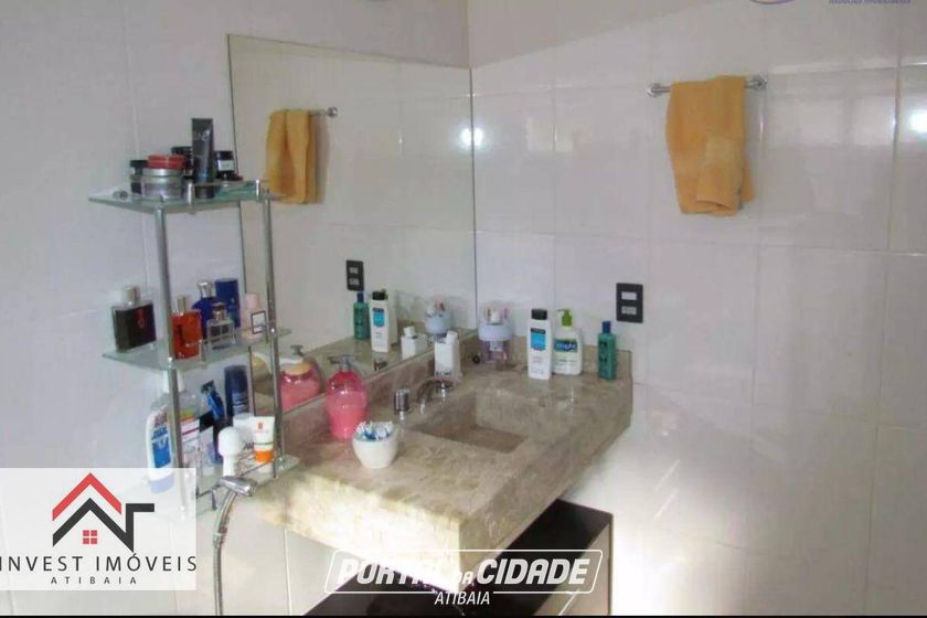 Sobrado &agrave; venda - 228m&sup2; - Condom&iacute;nio Residencial Pedra Grande
