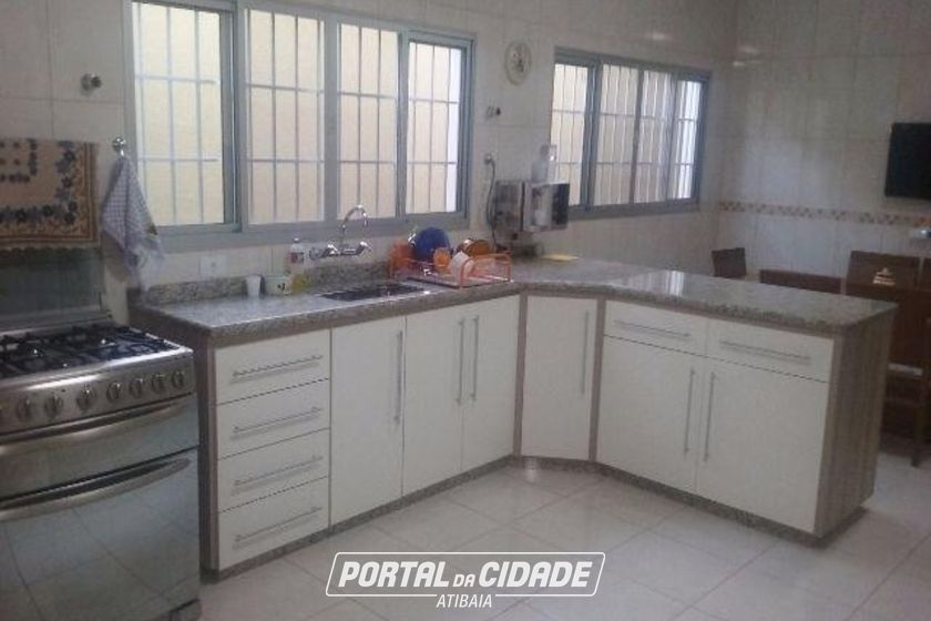 Casa &agrave; venda - 225m&sup2; - Jardim do Lago