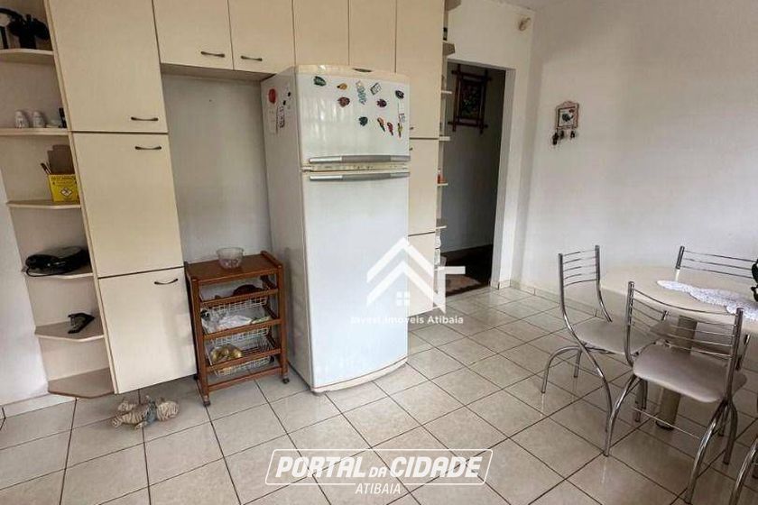 Casa &agrave; venda - 225m&sup2; - Jardim dos Pinheiros