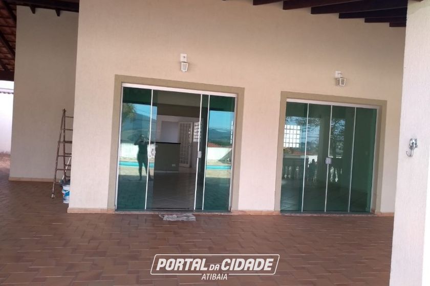 Casa &agrave; venda - 350m&sup2; - JD DO LAGO