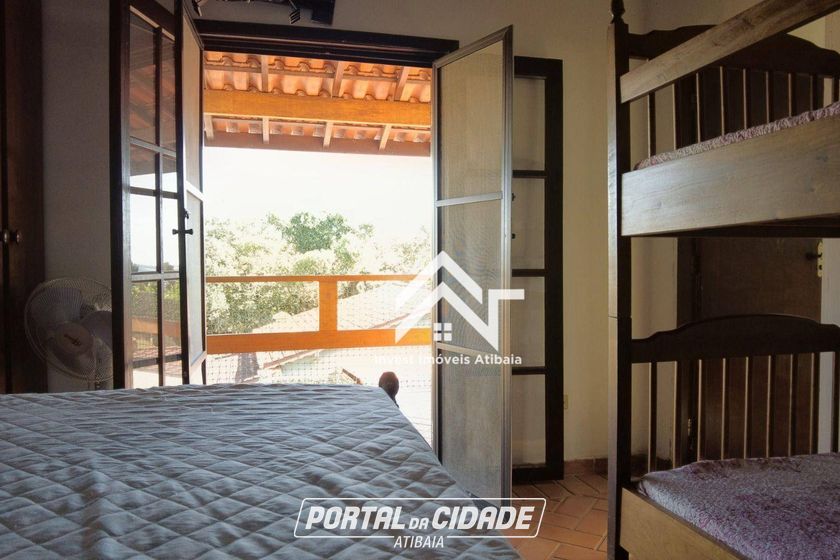 Casa &agrave; venda - 249m&sup2; - Jardim Colina do Sol