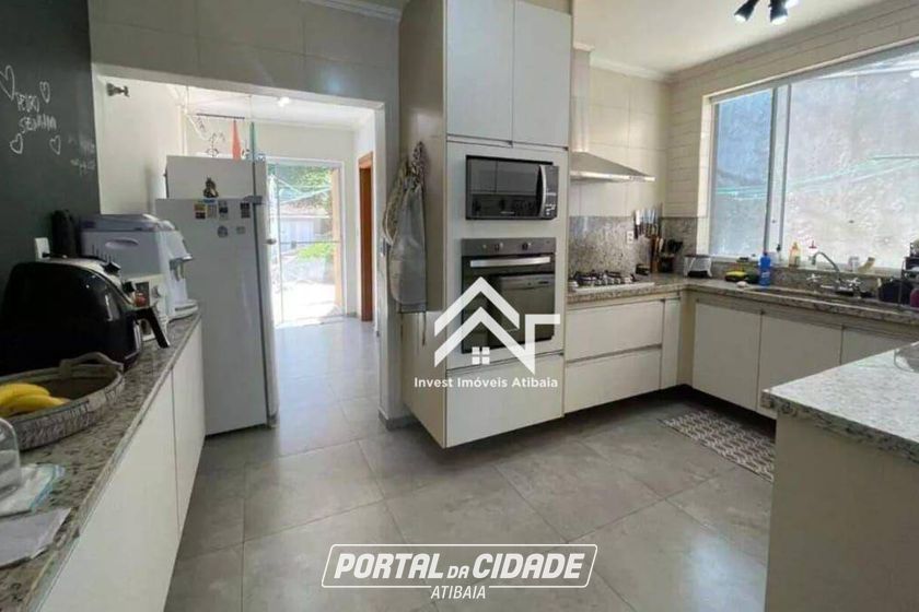 Casa para alugar - 275m&sup2; - Cidade Sat&eacute;lite