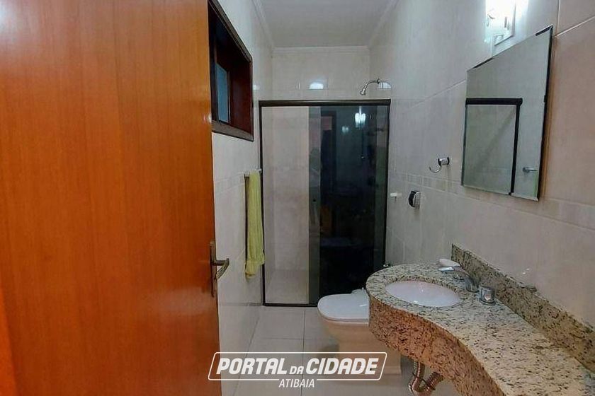 Casa &agrave; venda - 321m&sup2; - Jardim Jaragu&aacute;