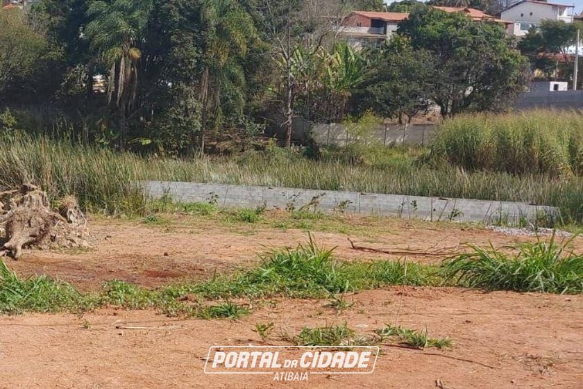 Terreno &agrave; venda - 732m&sup2; - Jardim Centen&aacute;rio