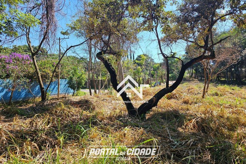 Terreno &agrave; venda - 2854m&sup2; - Jardim Colonial