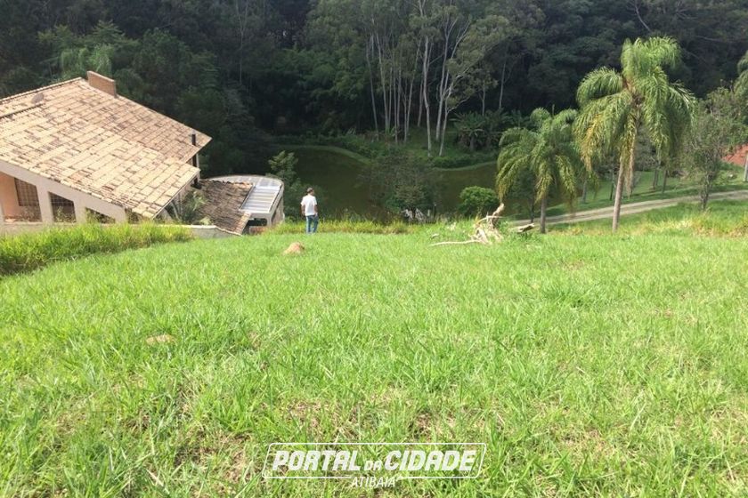 Terreno &agrave; venda - 600m&sup2; - PORT&Atilde;O