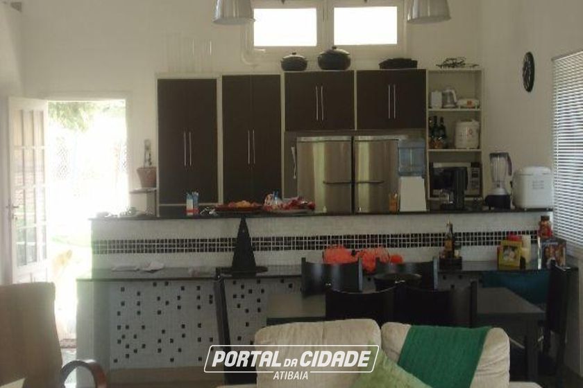 Casa &agrave; venda - 1000m&sup2; - Itapetinga