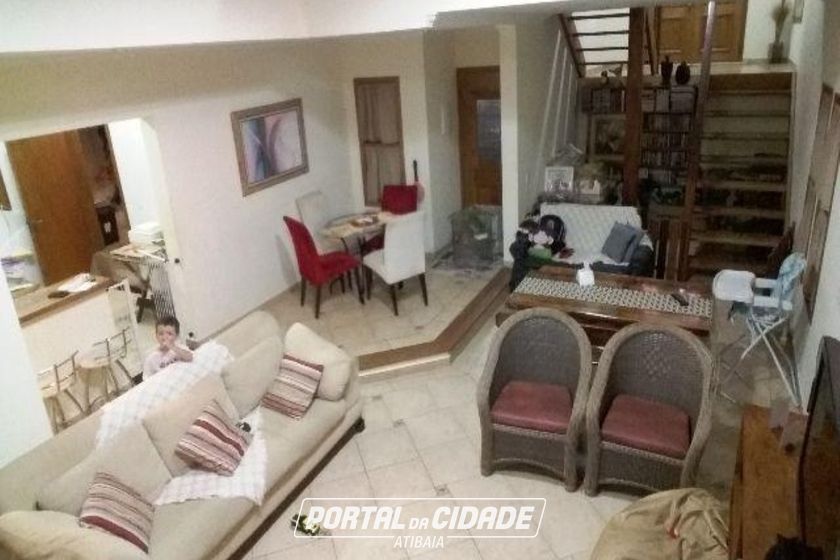 Casa &agrave; venda - 200m&sup2; - Jardim dos Pinheiros