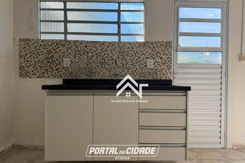 Casa para alugar - 252m&sup2; - Alvin&oacute;polis